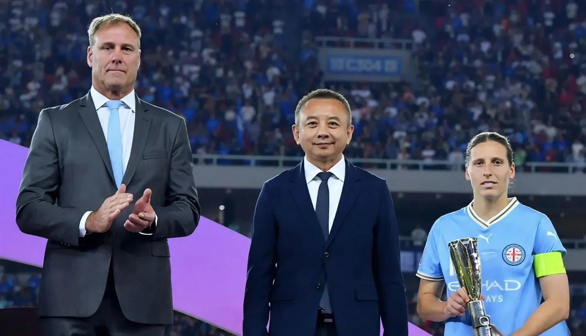 星空体育官网亚特兰大集结日队长鼓劲，志在欧冠名次提升，赛场秩序良好，资深球员宣示担当的简单介绍