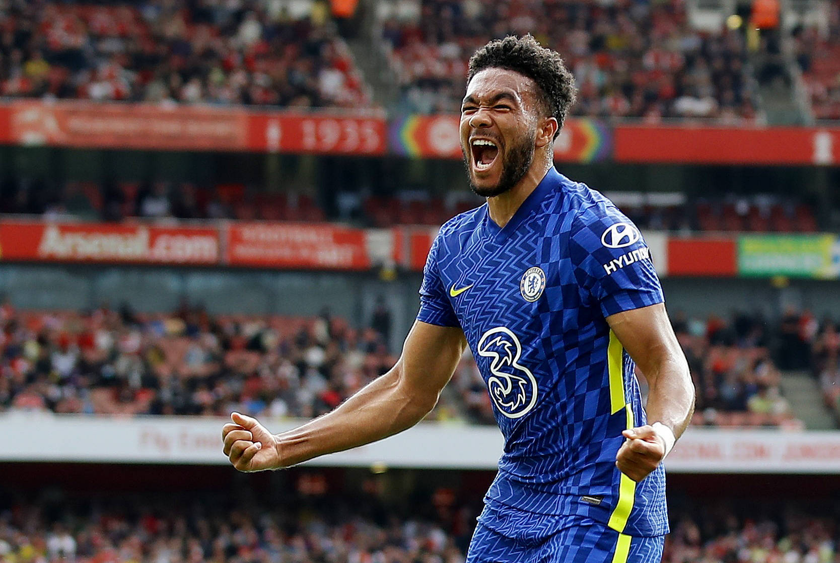 星空体育app下载包含转折点！切尔西战术微调；意甲今晚攻防权衡；悬念犹存；更衣室氛围转暖的词条