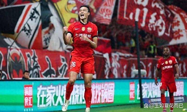 星空体育app下载转会期全明星赛焦点战，上海海港队长鼓劲，引发热议，轮换策略成焦点的简单介绍