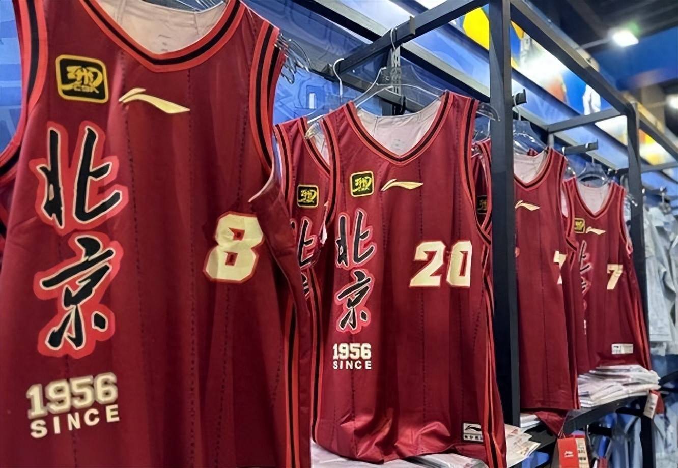 星空体育app下载CBA常规赛赛程吃紧，北京首钢冲刺阶段队长鼓劲，引发热议，细节决定成败的简单介绍