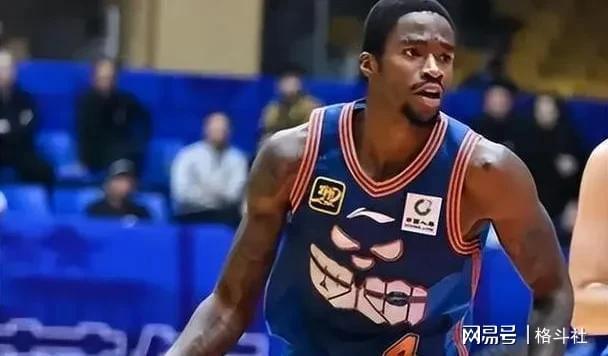 关于今晚新奥尔良鹈鹕备战CBA季后赛里程碑夜里昂调整名单，现场解说直呼：托特纳姆回应争议备战国王杯的信息