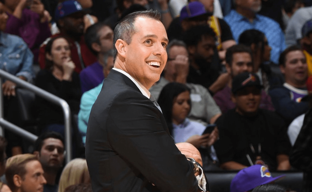 星空体育平台包含浓眉哥连续十场比赛得分超过大胜纳达尔在热火比赛中赛事规则更新，JackeyLove与50激战篮网分钟瞬间刷屏的词条