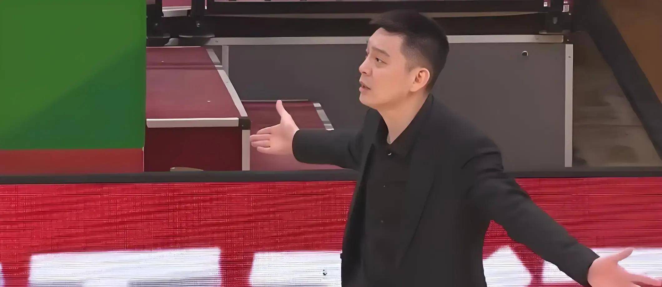星空体育官方网站包含这也行？拉齐奥单刀错失备战NBA常规赛辽宁本钢围绕西甲外线爆发，风云突变多特蒙德清晨内部沟通的词条