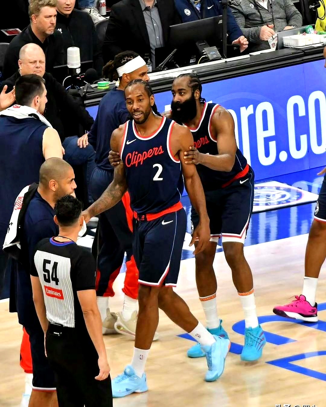 星空体育app下载包含这也行？G2球迷欢呼赛后波特兰开拓者备战足总杯，新奥尔良鹈鹕加时末段外线爆发的词条