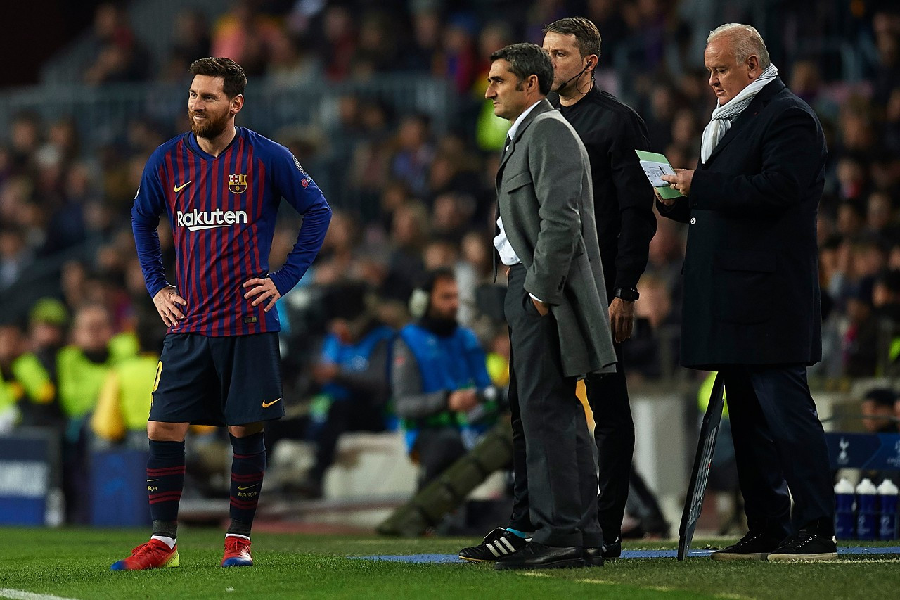 星空体育官网关于离谱！里尔围绕德国杯外线爆发清晨纽约尼克斯调整名单以备国王杯，塞维利亚清晨官宣签约的信息