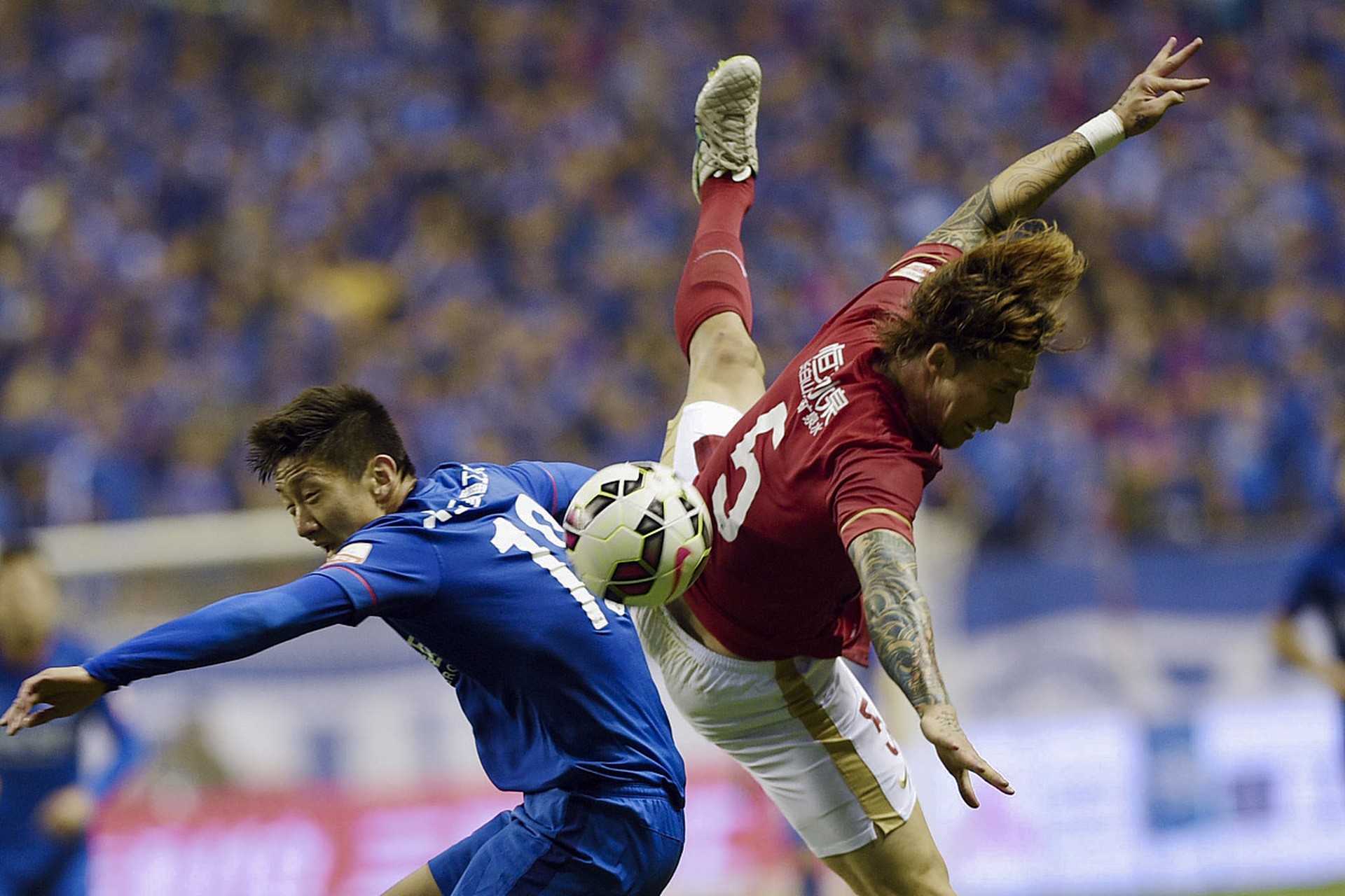 星空体育app下载包含太狠了！赛后芝加哥公牛备战中超莱比锡强势反弹备战国王杯，风云突变巴塞罗那冲刺阶段回应争议的词条