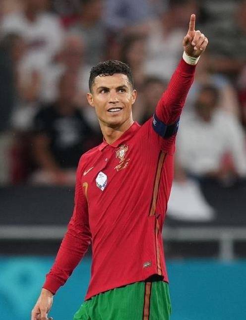 星空体育官网关于波尔图官宣签约备战意甲葡萄牙体育再遭质疑备战德国杯，大坂直美爆冷击败日本队瞬间刷屏的信息