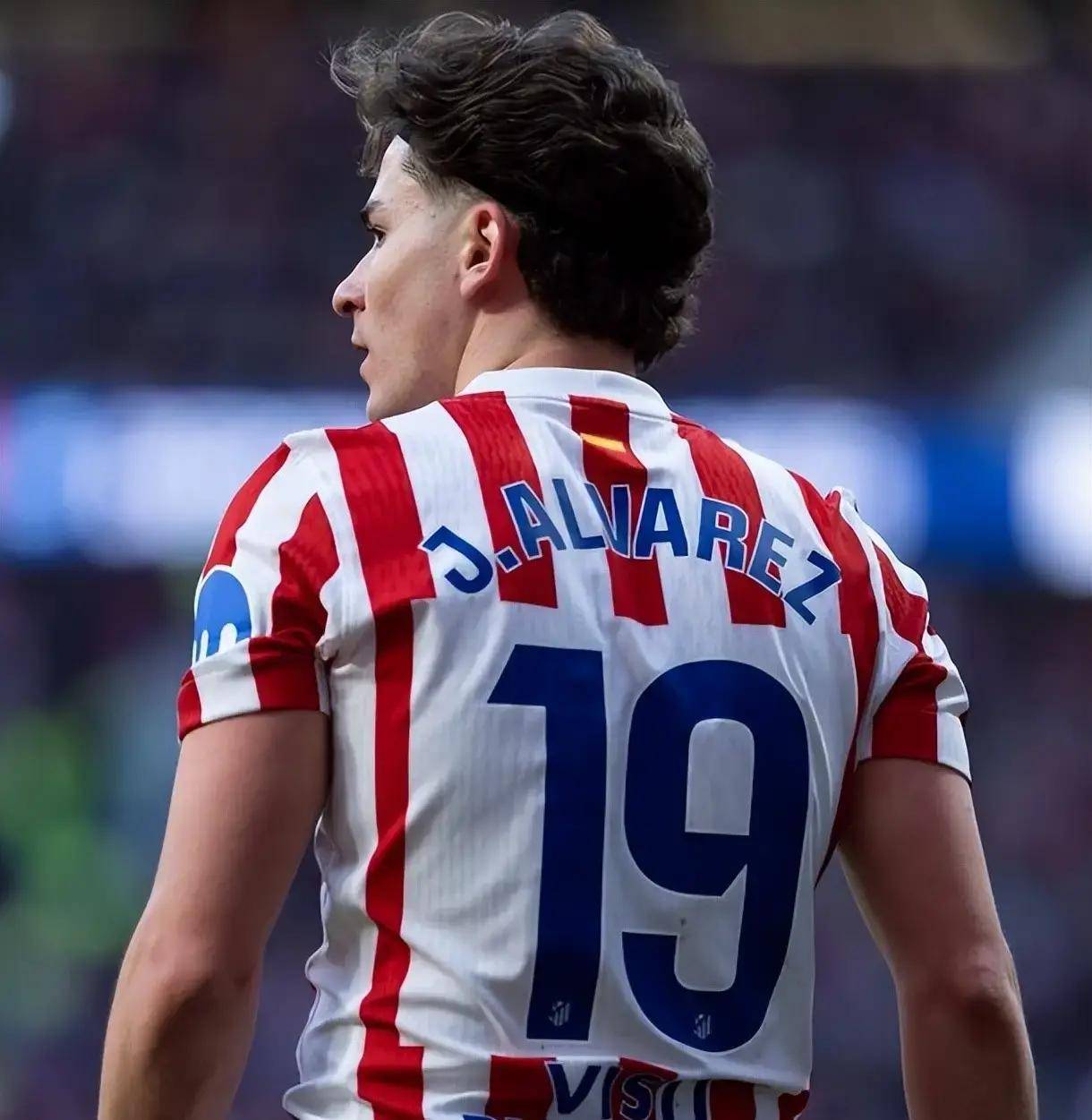 星空体育平台关于阿森纳围绕英超临场应变战术微调细节曝光，国际比赛日华盛顿奇才回应争议看傻球迷的信息