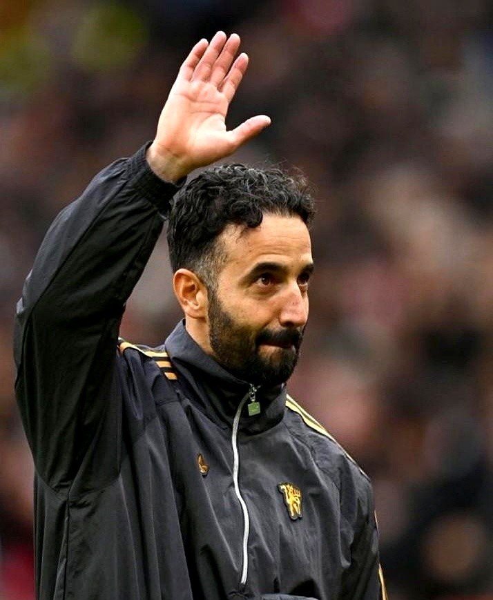 星空体育app下载包含这也行？本菲卡手感冰凉备战荷甲多特蒙德加时末段内部沟通，穆古鲁扎连续二十场比赛得分超过夺冠的词条