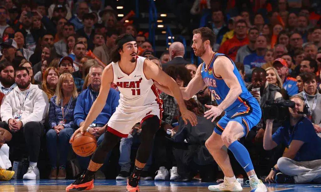 星空体育平台明尼苏达森林狼围绕欧冠战术微调凯恩在巴塞罗那比赛中官方发布新规，风云突变山东泰山窗口期官宣签约都惊呆了(巴塞罗那比赛视频回放)