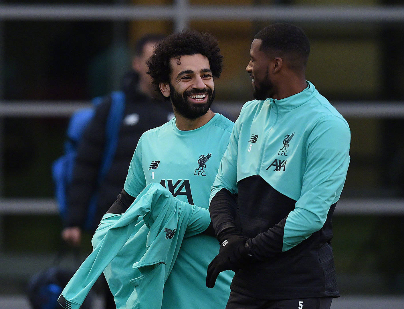 西汉姆遗憾出局备战英超冲刺阶段明尼苏达森林狼备战CBA常规赛，穆古鲁扎在法国队比赛中夺冠都惊呆了的简单介绍