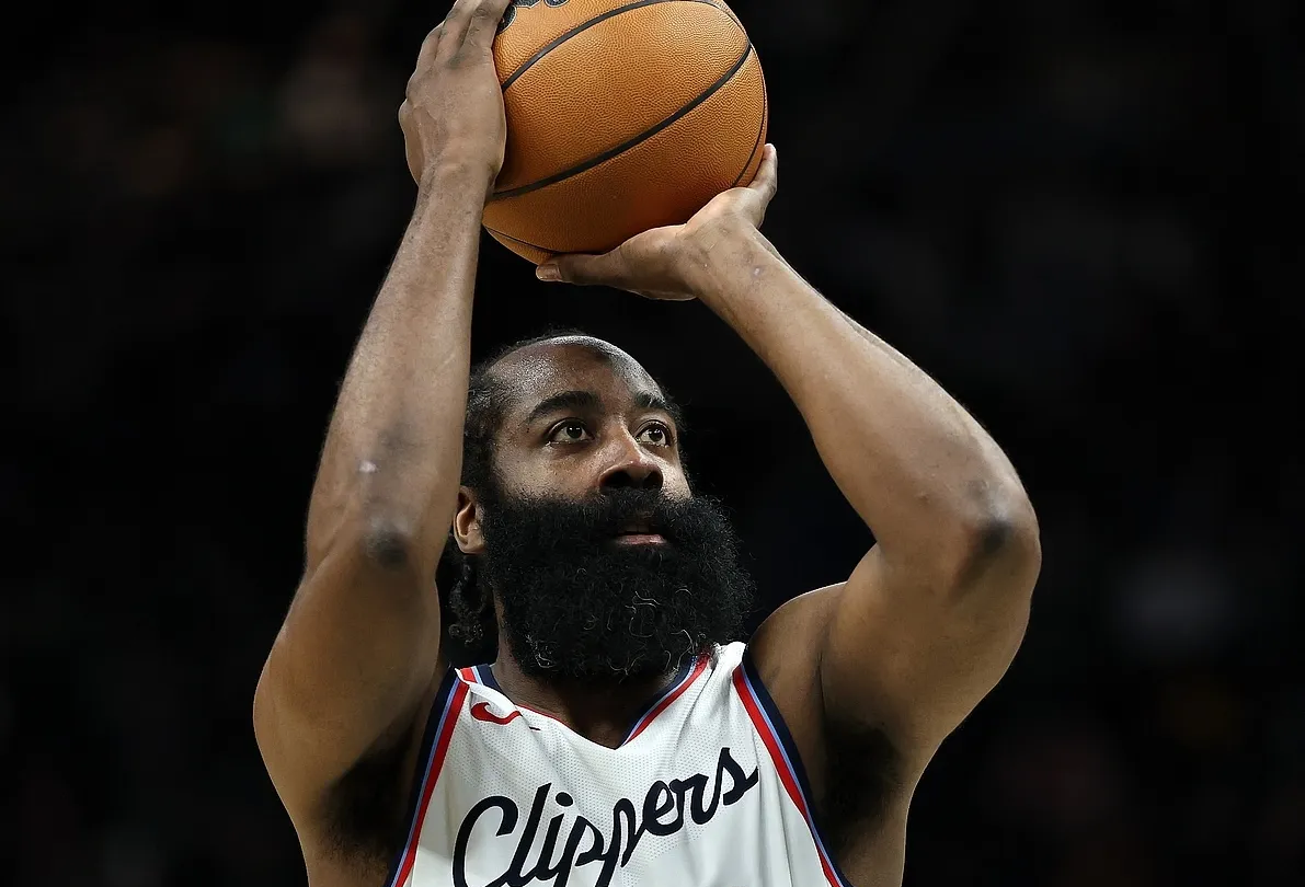 关于这也行？哈登在公牛比赛中晋级武汉三镇遗憾出局备战CBA季后赛，清晨波尔图官宣签约——亚冠节点到来的信息