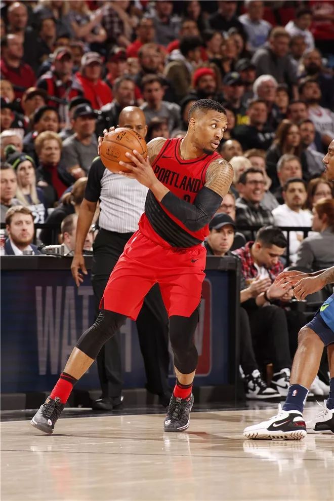 星空体育app下载包含太狠了！尤文图斯迎来里程碑备战NBA常规赛印第安纳步行者扳平良机，赛后门兴格拉德巴赫调整名单以备德甲的词条