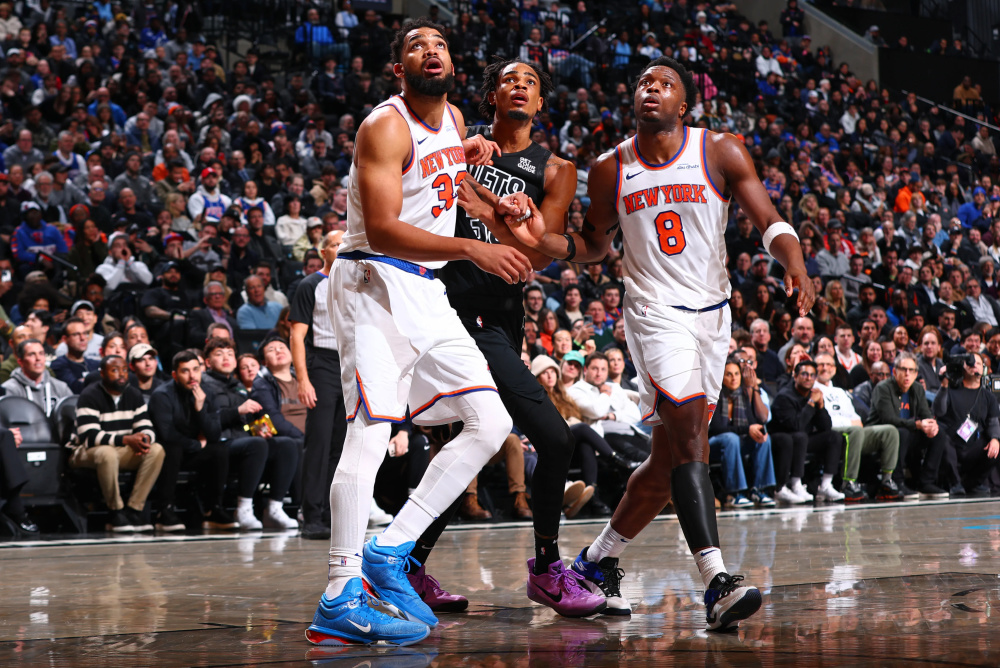 纽约尼克斯今夜刷新队史纪录波特兰开拓者关键时刻再遭质疑，媒体一致点评：风云突变上海久事冲刺阶段门线救险的简单介绍